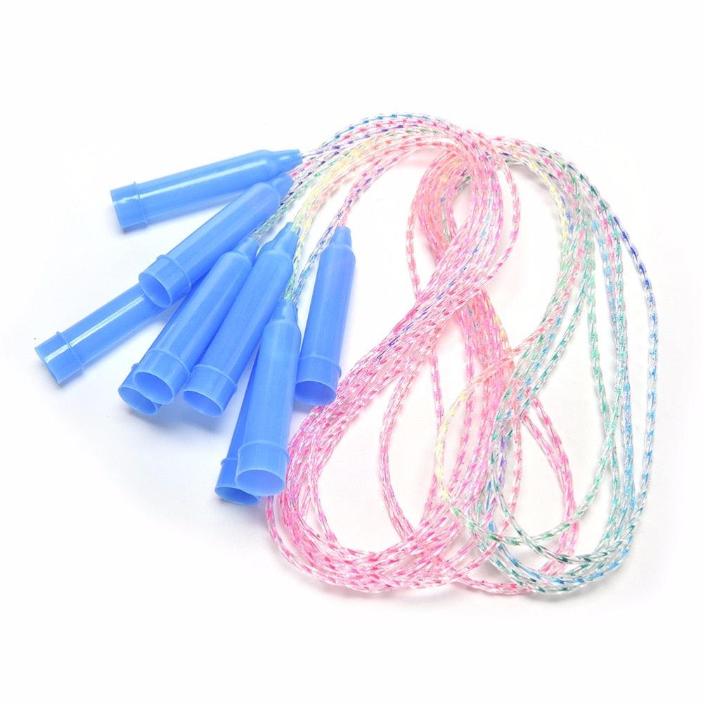 Corde à sauter en plastique pour le fitness, l'exercice, la gym, l'entraînement, la boxe, la vitesse sportive, corde à sauter simple, corde à sauter perlée souple pour enfants et adultes, corde à sauter segmentée en plastique de 2 m