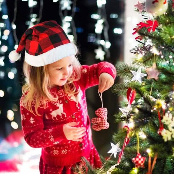 Bonnet de Noël tricoté en peluche