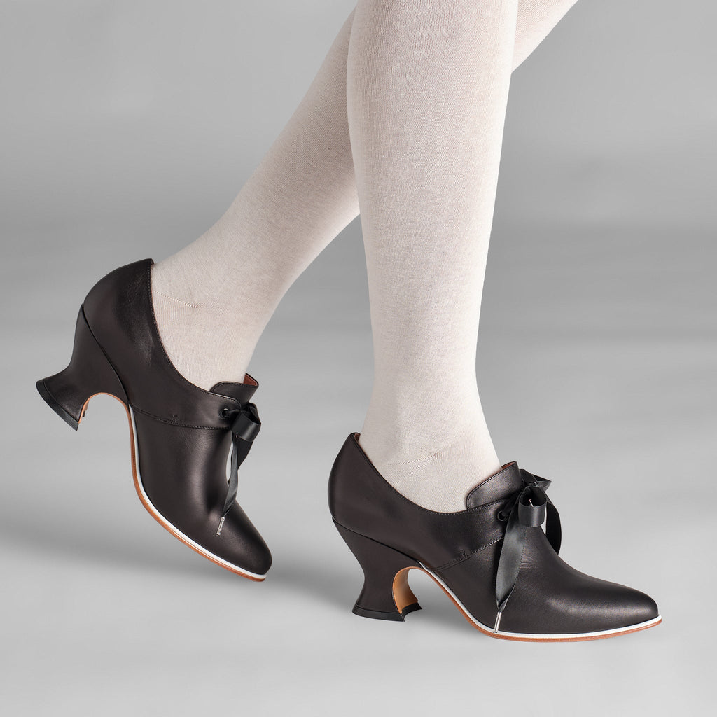Pompadour 18th Century Leather Shoes (Black)
