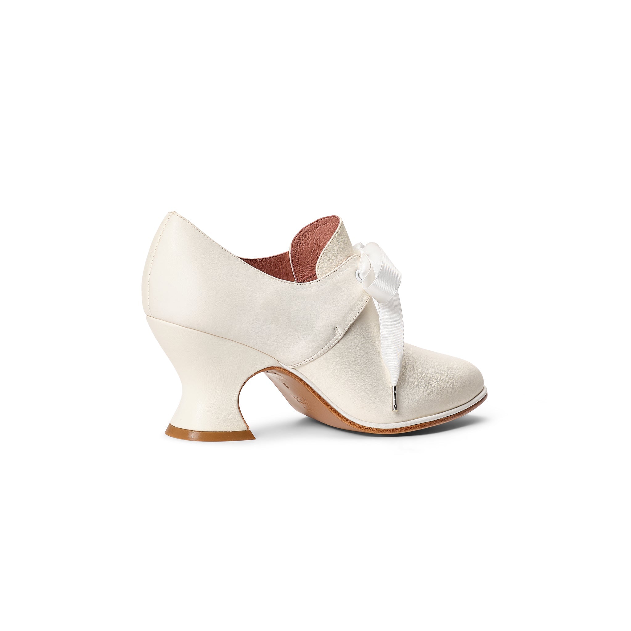 Pompadour 18th Century Leather Shoes (Ivory)