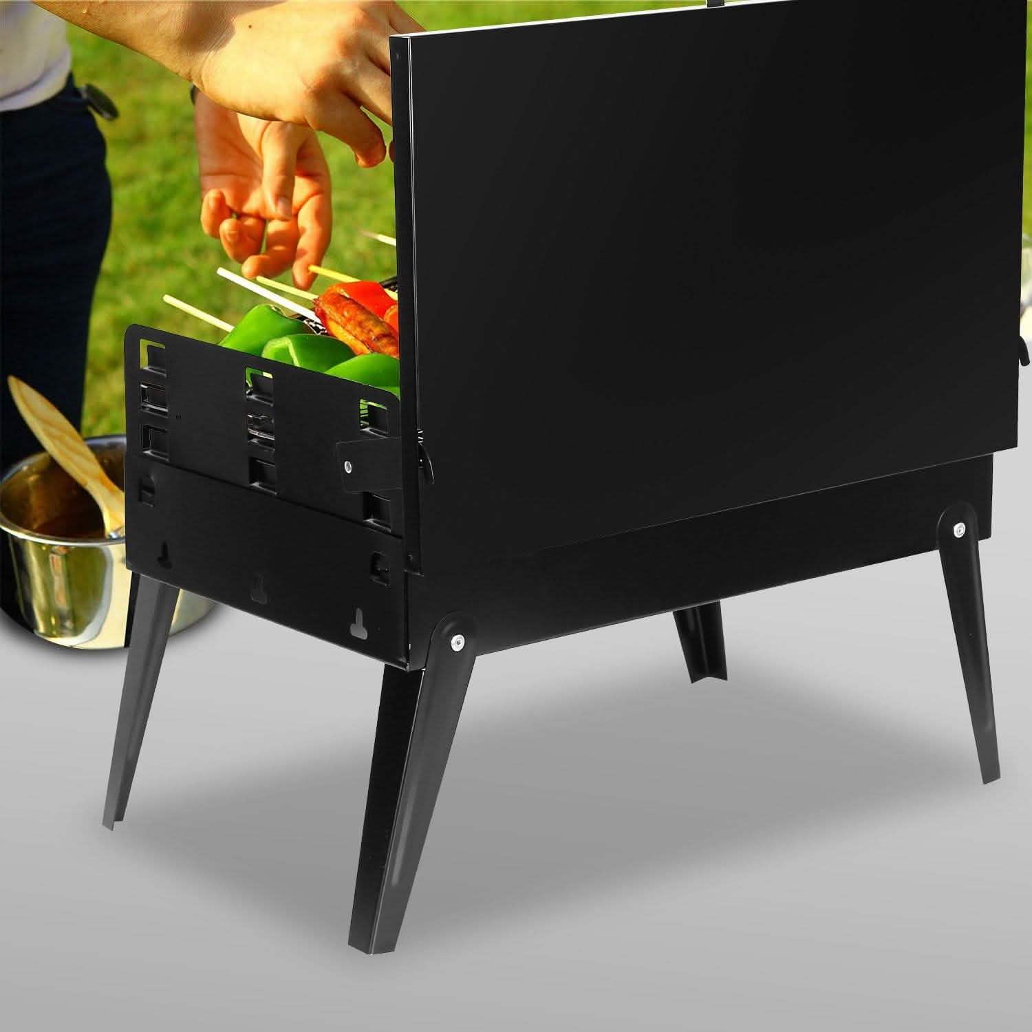 Barbecue portable au charbon pliable en forme de valise