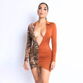 Robe à imprimé, avec fronces bloquées et décolleté plongeant en V