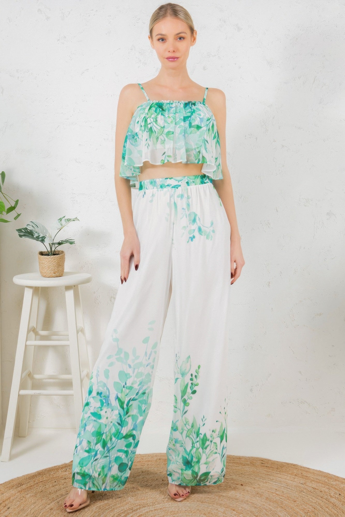 Ensemble crop top imprimé et pantalon large à jambes longues