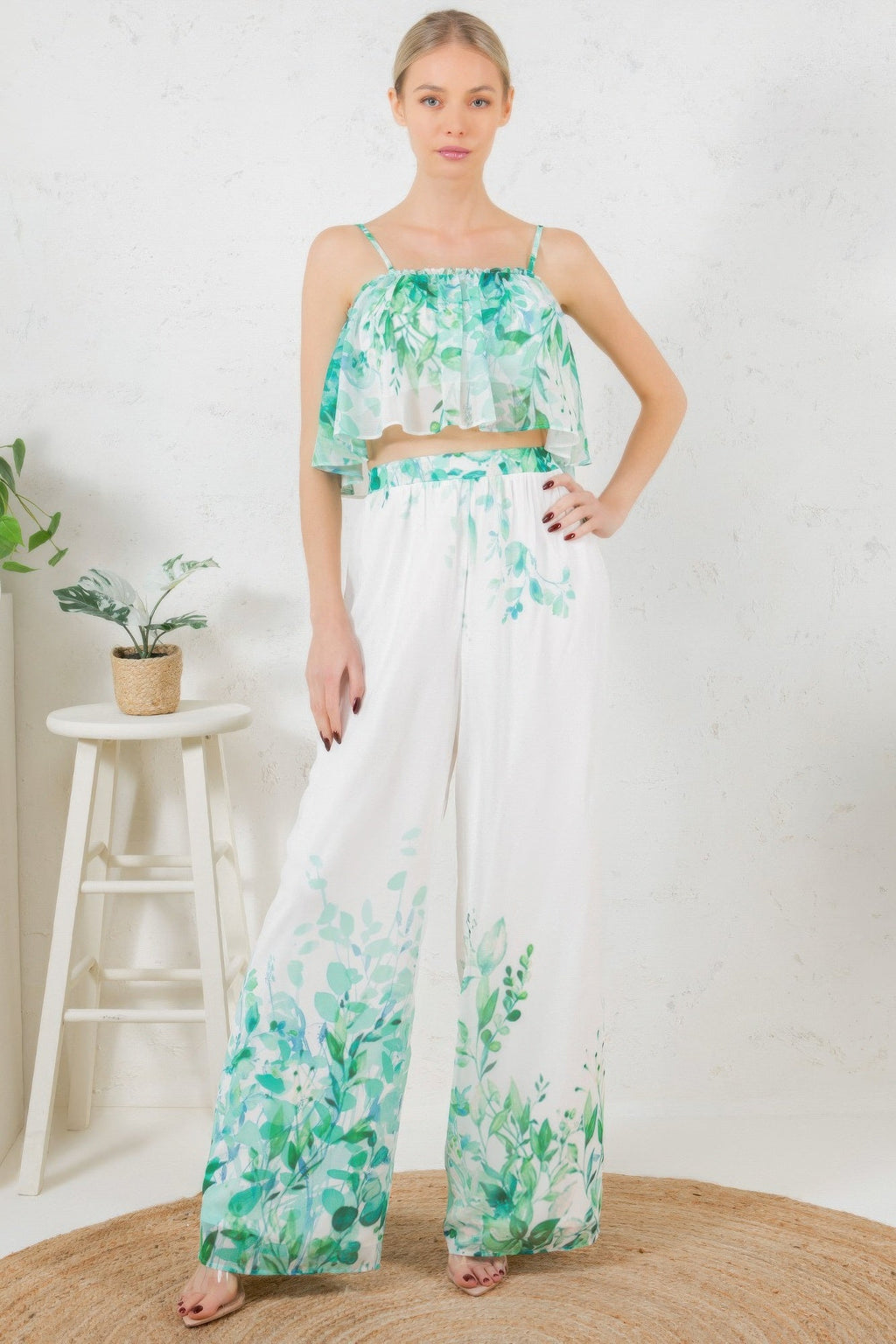 Ensemble crop top imprimé et pantalon large à jambes longues