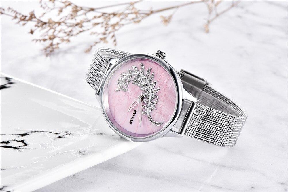 Montre Ronde Luxe Femme Simple Analogique Quartz Élégante Bracelet Maille Acier Inoxydable Montre-Bracelet Tendance pour Femme