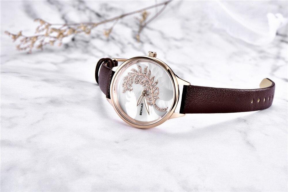 Montre Ronde Luxe Femme Simple Analogique Quartz Élégante Bracelet Maille Acier Inoxydable Montre-Bracelet Tendance pour Femme