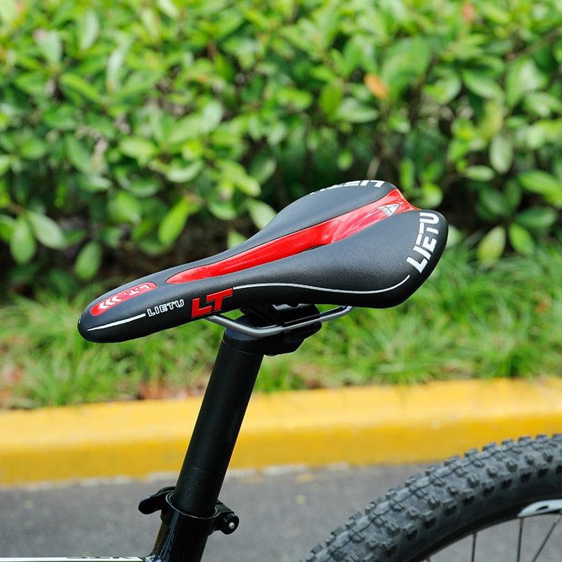 Nouvelle selle de vélo ergonomique, siège perforé pour vélo de route, rembourrage en mousse, texture cuir PU, rails en acier, accessoires de vélo, selle de VTT confortable, sièges de vélo en mousse à mémoire de forme pour hommes