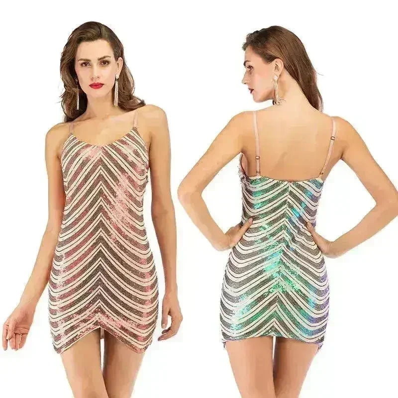 Robe à sequins, jupe à sequins extensible, dos ouvert, fines bretelles perlées