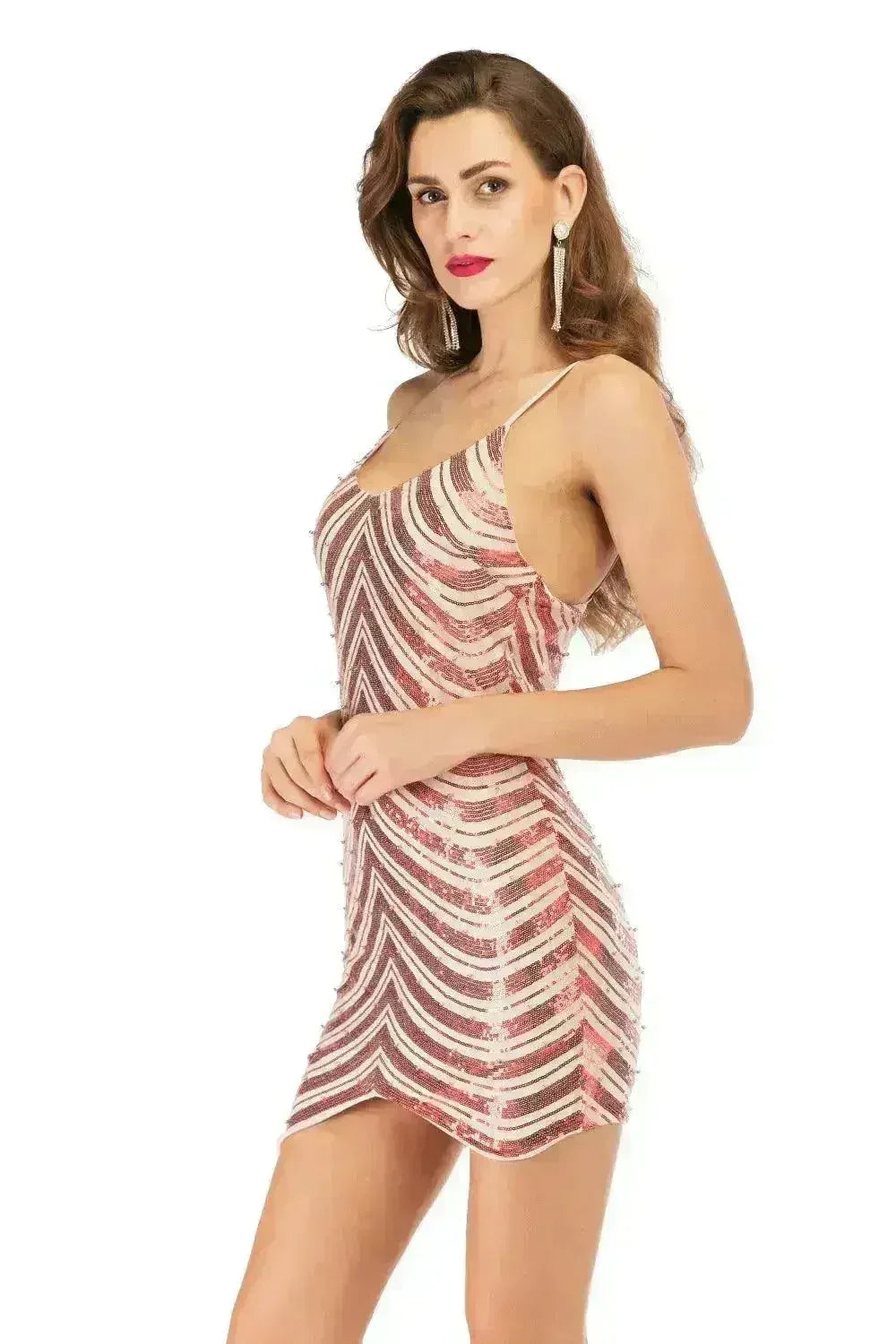 Robe à sequins, jupe à sequins extensible, dos ouvert, fines bretelles perlées