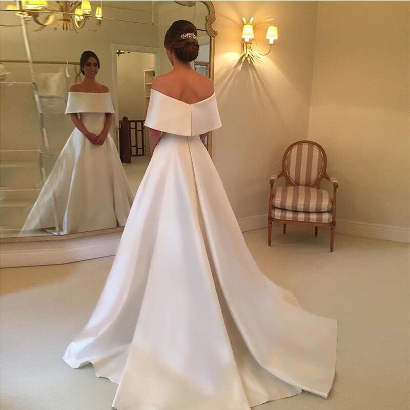 Robe de mariée vintage trapèze en satin