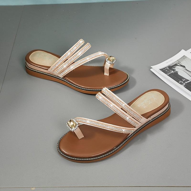 Sandales pour femme avec strass, tongs d'été en cuir, sandales à cristaux, sandales décontractées plates pour femme avec strass et cristaux, pantoufles confortables de plage, tongs