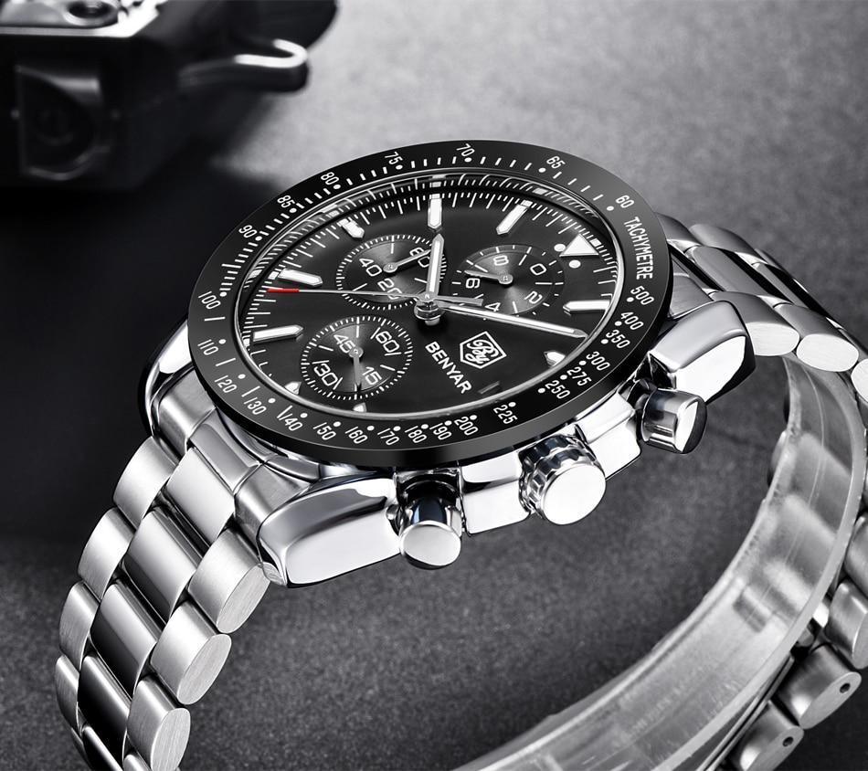 Montres décontractées pour hommes Chronographe Montres de sport modernes analogiques à quartz étanches Bracelets en caoutchouc Montres-bracelets professionnelles pour hommes