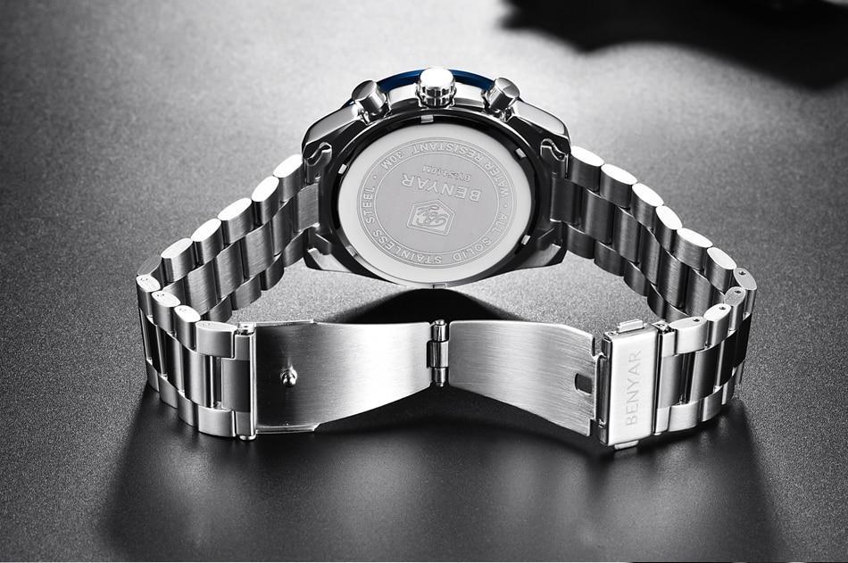 Montres décontractées pour hommes Chronographe Montres de sport modernes analogiques à quartz étanches Bracelets en caoutchouc Montres-bracelets professionnelles pour hommes