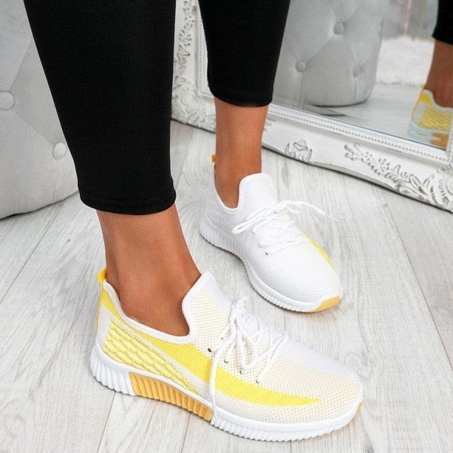 Chaussures de sport élégantes vulcanisées pour femmes à lacets en maille, à bout rond, décontractées, antidérapantes, plates, respirantes, à la mode pour femmes