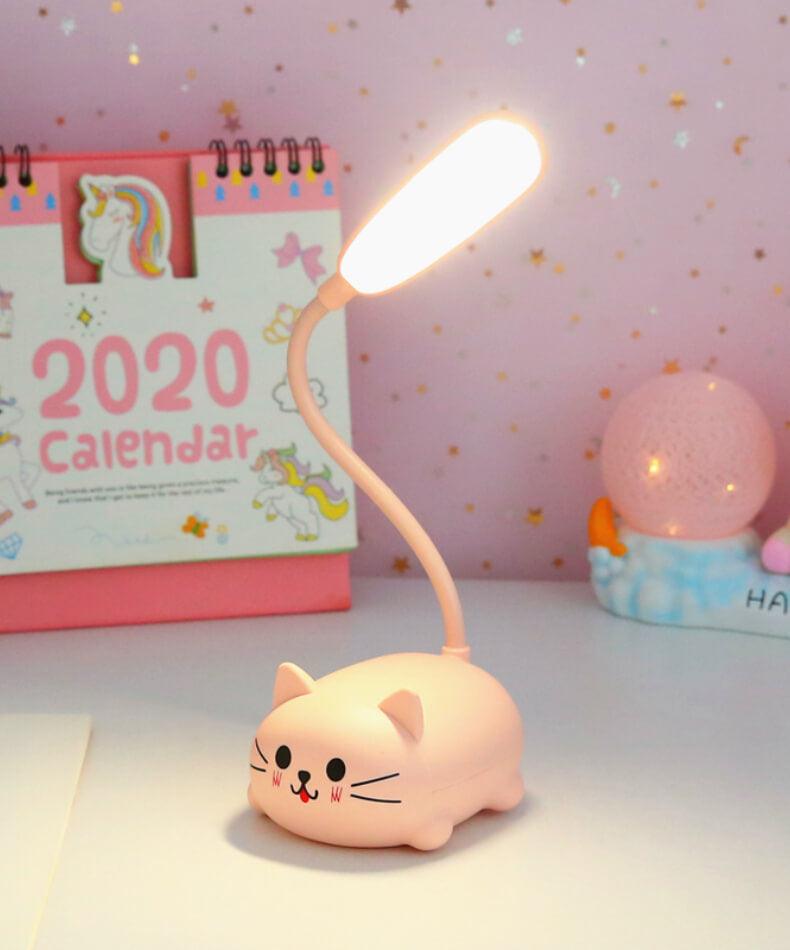 Lampe de Bureau Enfant LED Lampe de Chevet Flexible Flexo Équilibrée Col de Cygne Iluminaria de Dessin pour Étude Décoration Chambre Mignonne Ours Lampes d'Étude Mignonnes pour Décoration de Chambre