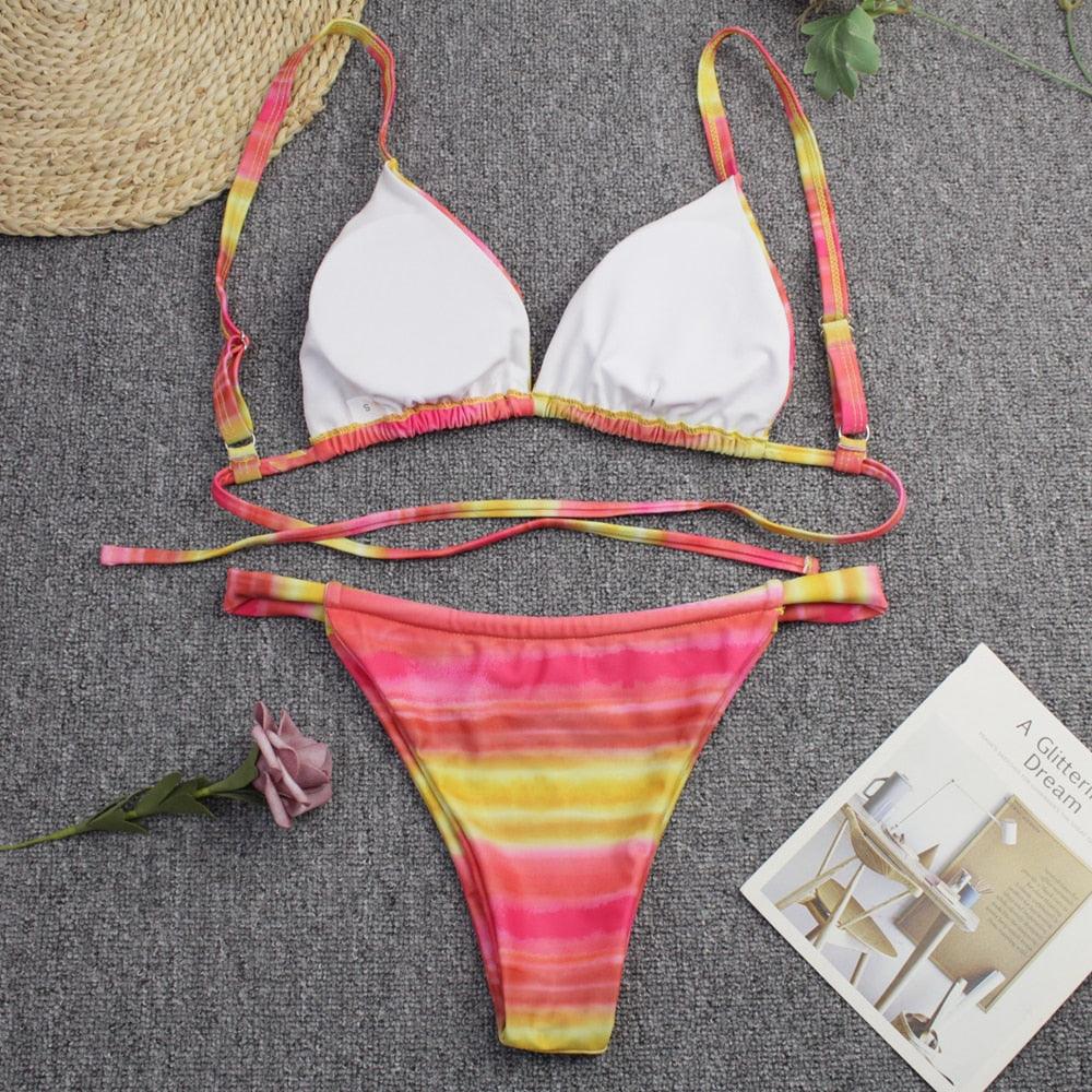 Maillot de bain push-up 3 pièces pour femme avec paréo, ensemble bikini 3 pièces tendance pour femme avec haut tie-dye, jupe paréo, maillot de bain push-up