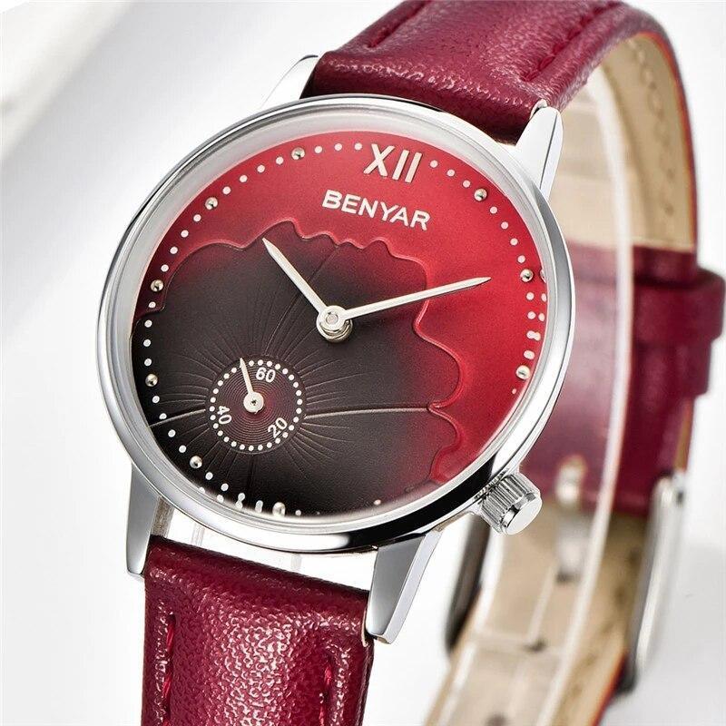 Nouvelle montre de mode rouge pour femme, bracelet en cuir de luxe à quartz, analogique, étanche et résistante aux rayures, excellent cadeau pour les femmes
