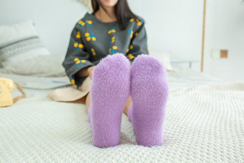 1 paire de chaussettes thermiques moelleuses Automne-Hiver Nouvel An Chaussettes Nouvelle Mode Chaussettes Chaudes Avocat Cerise Aubergine Chaussettes Courtes Chaudes Chaussettes d'Hiver Pour Hommes et Femmes