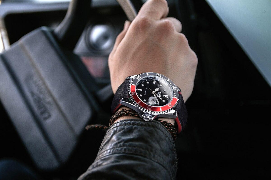 Montres Hommes Sport Rouge Noir 2021 Mode Luxe Aiguilles Lumineuses Montre Élégante Bracelet en Cuir Design
