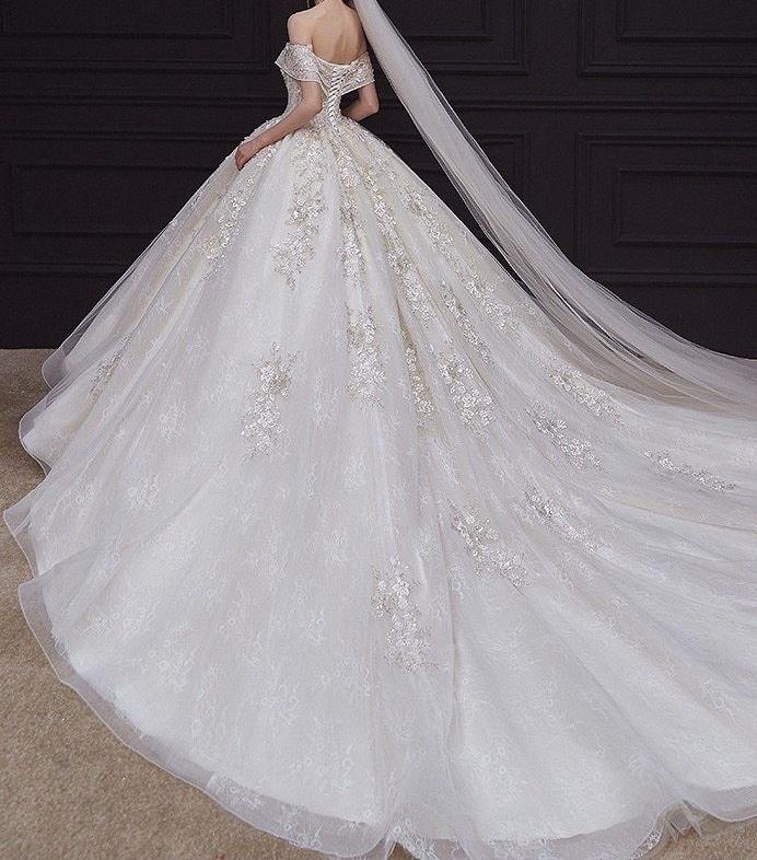 Robe de mariée de luxe bustier EDW234