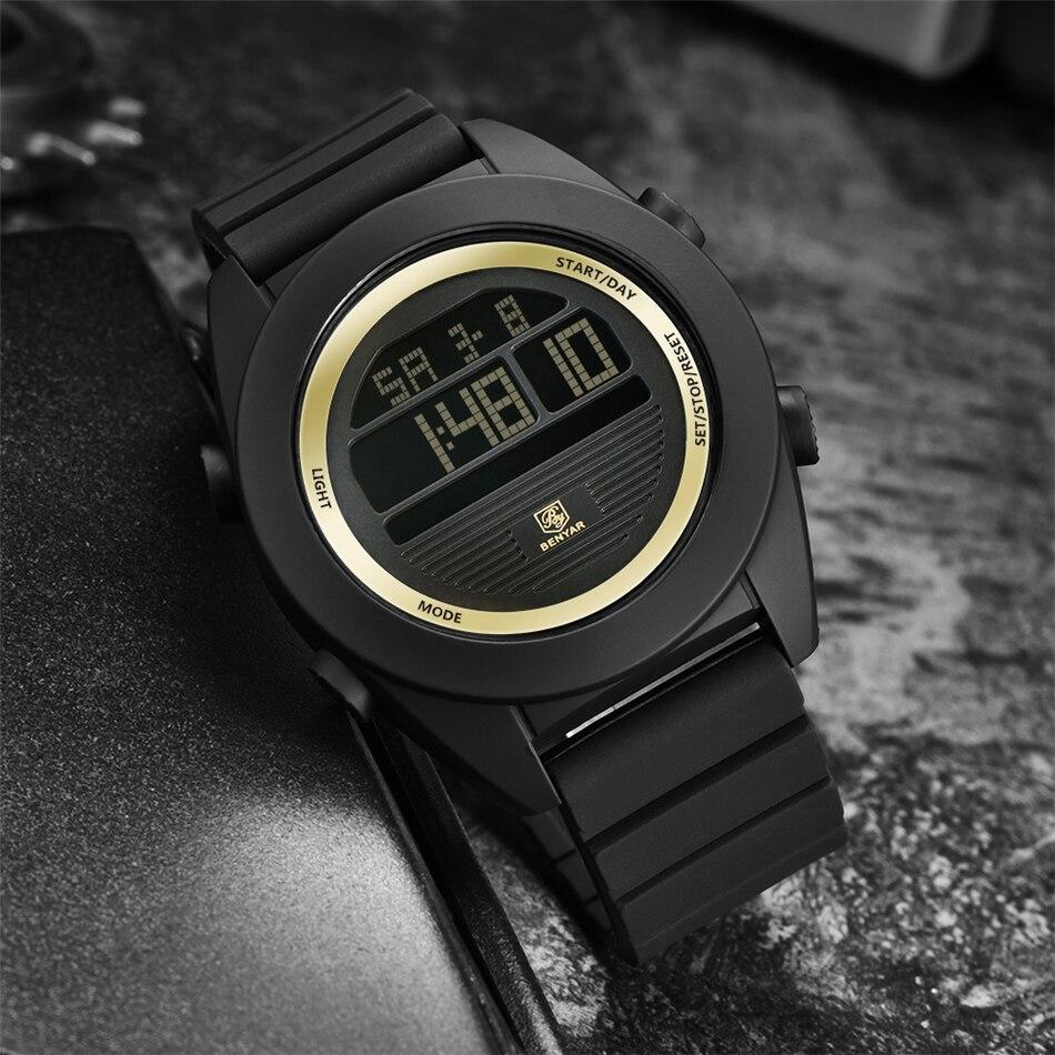 Montre-bracelet numérique de sport étanche à LED pour homme, design rond noir moderne