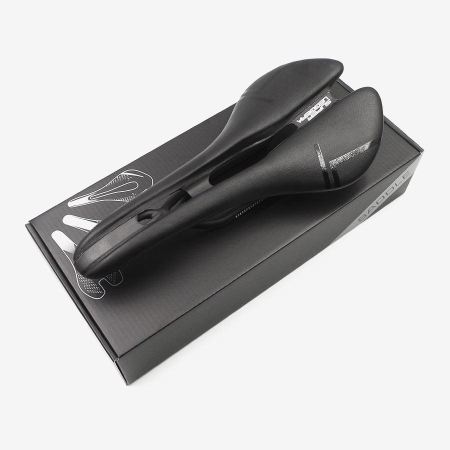 Selle ultralégère entièrement en carbone pour vélo de course, selle de vélo de route Wave confortable, selle de vélo de montagne, selle de vélo de route professionnelle, coussin de cyclisme extérieur ou intérieur pour hommes