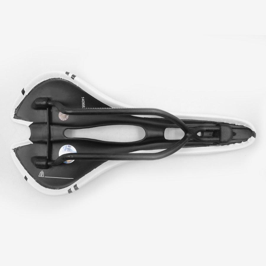 Selle ultralégère entièrement en carbone pour vélo de course, selle de vélo de route Wave confortable, selle de vélo de montagne, selle de vélo de route professionnelle, coussin de cyclisme extérieur ou intérieur pour hommes