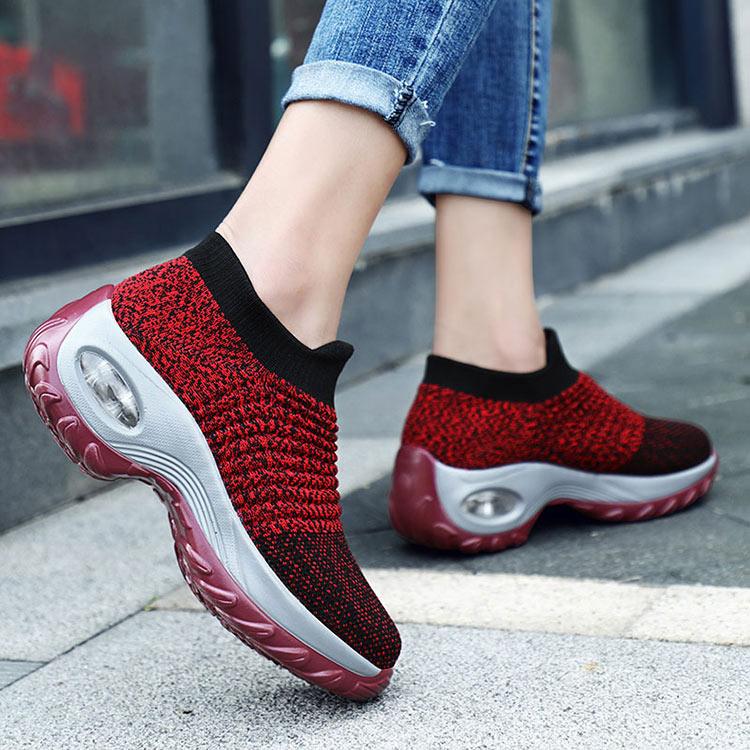 Baskets respirantes pour femmes Nouvelles chaussures en maille pour femmes Chaussures décontractées à coussin d'air à enfiler Chaussures de marche légères en maille respirante Athlétiques Chaussures de course Baskets chaussettes mode à enfiler
