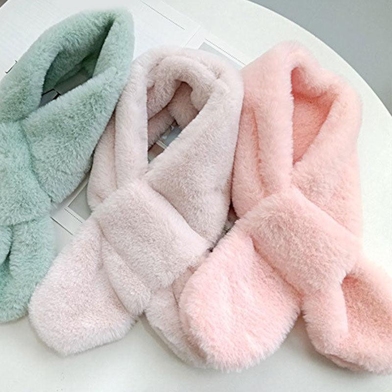 Nouvelle Écharpe Chaude Épaisse Couleur Unie Hiver Col Doux Fausse Fourrure de Lapin Cache-cou Peluche Chaud Écharpes Croisées Foulard Châle Uni avec Perles Élégant Pour Femmes