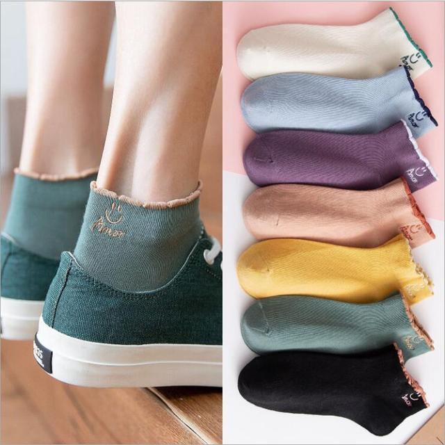 5 Paires Chaussettes Longues Unisexe Fashion Mignonnes Motif Dessin Animé en Coton Doux et Respirant Chaussettes de Sport Été Hiver Chaudes et Amusantes Style Harajuku Pour Hommes et Femmes
