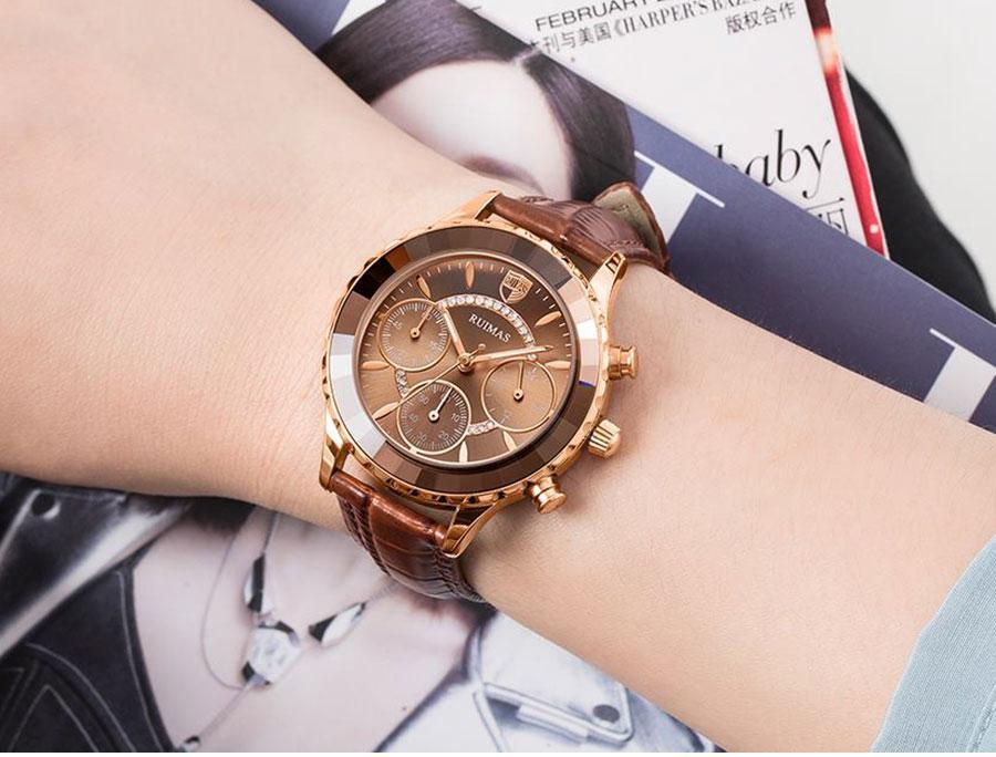 Montres de luxe vertes pour femmes, mouvement à quartz, bracelet en cuir à la mode, étanches, multifonctionnelles, pour femmes