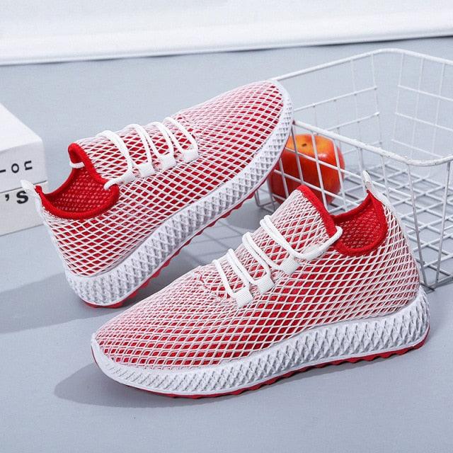 Chaussures de course pour femmes d'été en tissu tissé Sneakers de sport mode décontractée Chaussures de marche en maille respirante antidérapantes légères et respirantes Chaussures de course en maille au design confortable