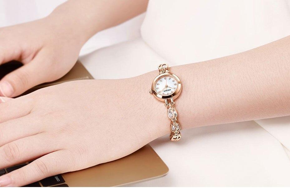 Montre Bracelet Femme Charme Cristal Mode Élégante Forme Bracelet Design Luxe Quartz Étanche Montre-Bracelet Femme