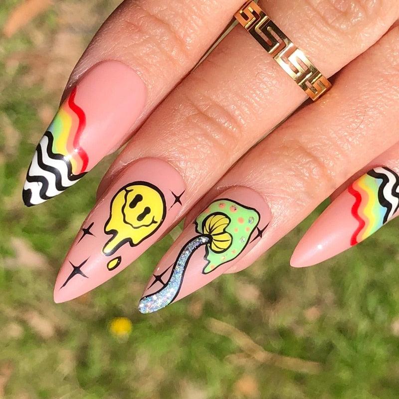 Autocollants 3D pour ongles à motif de sourire jaune, soleil, lune, nuages pour Halloween, décorations d'ongles, autocollants 3D auto-adhésifs, accessoires de manucure pour femmes et filles, fournitures de nail art, décalcomanies à l'eau