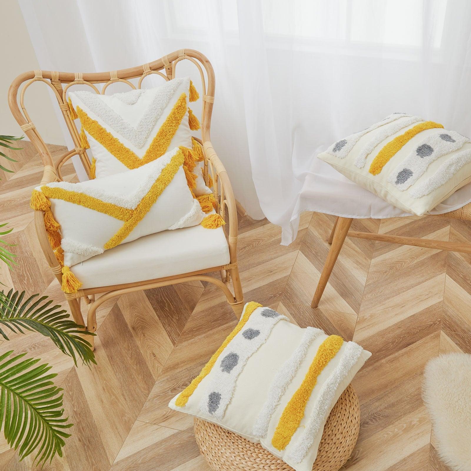 Housse de coussin en coton et lin, taie d'oreiller touffetée beige, housses de coussin décoratives tendance en coton tissé à la main, housses de coussin touffetées pour chambre à coucher et maison