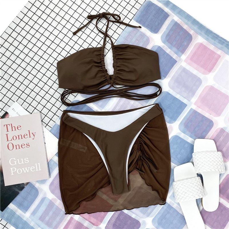 Ensemble de bikinis croisés creux, maillot de bain pour femme, nouveau maillot de bain deux pièces de couleur unie, haut de bikini à licou croisé avec découpes et bas taille haute, tenue de plage d'été, maillot de bain pour femme.