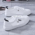 Baskets blanches décontractées pour femmes Printemps Été Respirantes Plates Couleur unie Chaussures en maille Baskets plates blanches à la mode Baskets de sport pour femmes Tennis Marche Gym Baskets à la mode