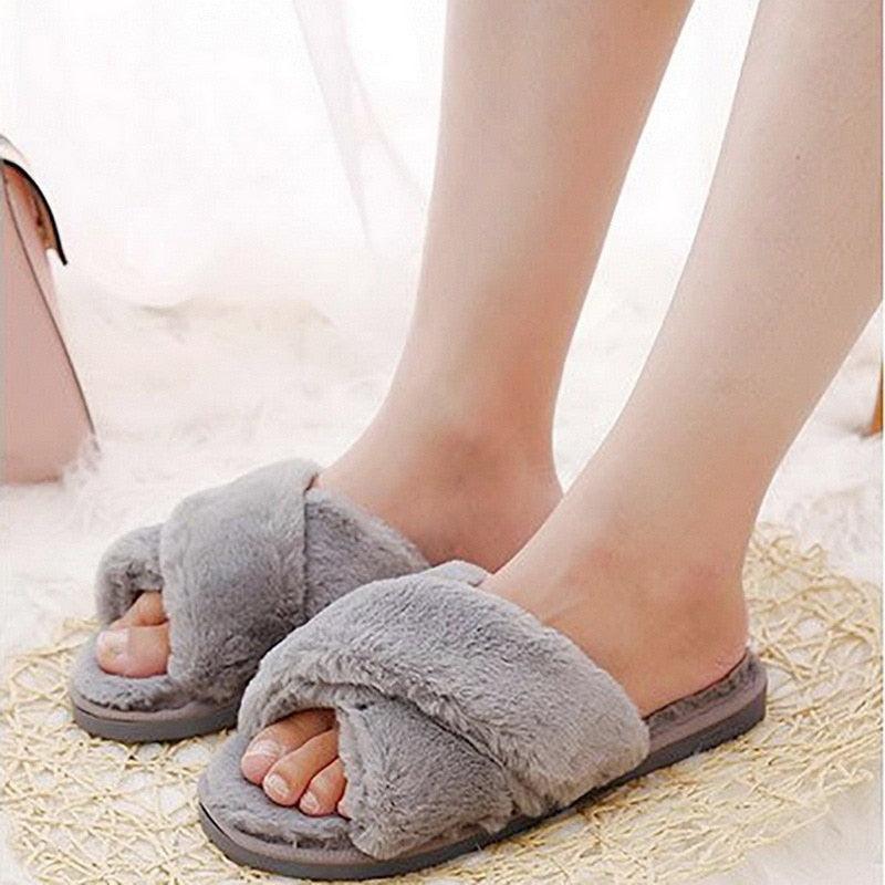 Pantoufles douces et moelleuses pour femmes, en fausse fourrure, antidérapantes, confortables, avec mémoire de forme, pour la maison