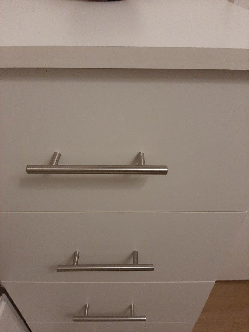 Poignée en T de porte de cuisine en acier inoxydable, bouton de meuble, poignée de meuble, poignée de tiroir de placard, tirettes de tiroir en acier inoxydable, bouton de placard pour quincaillerie de meubles de cuisine