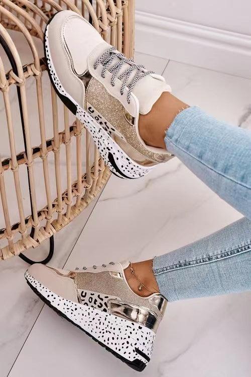 Baskets femmes imprimé léopard à lacets chaussures vulcanisées femme baskets de sport respirantes rehaussant la taille pour la marche, le jogging Baskets de sport dorées et argentées pour femmes