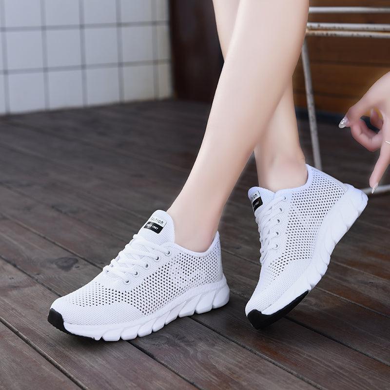 Nouvelles baskets en maille pour femmes, chaussures plates respirantes pour femmes, légères, antidérapantes, pour le sport, la course à pied, chaussures de marche à la mode, respirantes et antidérapantes pour femmes