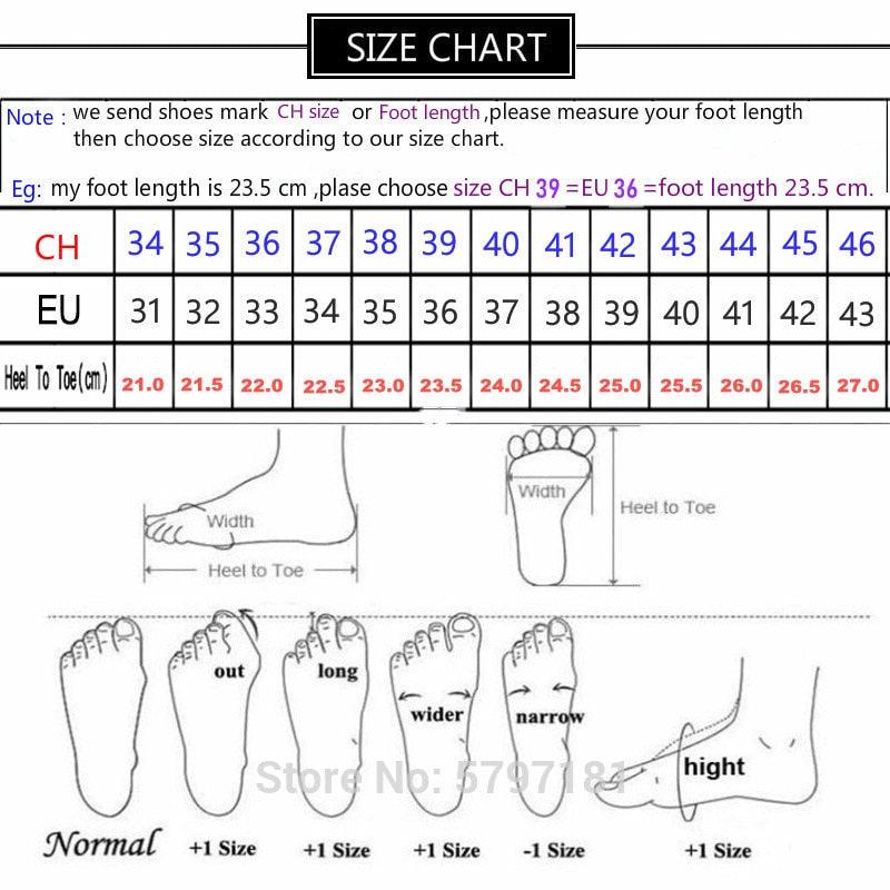 Sandales pour Femmes Été Trous Chaussures en Caoutchouc Sabots Chaussures de Jardin Noires Sandales Plates de Plage Sabots de Jardin Sandales Légères à Enfiler Classiques Réglables Chaussons de Marche d'Extérieur