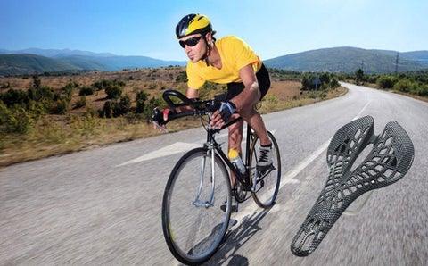 Tapis de selle de vélo léger pour siège avant de vélo, coussin de selle de vélo respirant en toile d'araignée douce, selle de vélo de route VTT évidée confortable et ultra légère