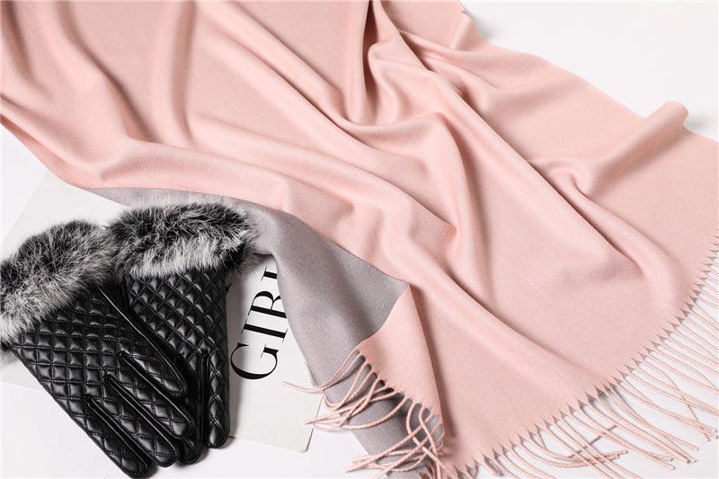 Écharpe d'hiver unie douce en cachemire léger, châle en cachemire, écharpe légère, châle, hijab, châle, écharpe élégante, couverture, bandana à pompons pour femme