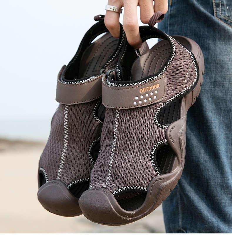 Hommes Tongs Sandales Chaussons d'été Chaussons de plage d'été Sandales Respirantes Chaussures à enfiler Chaussures d'extérieur à enfiler Marche Décontractée Clogs à la Mode pour Hommes