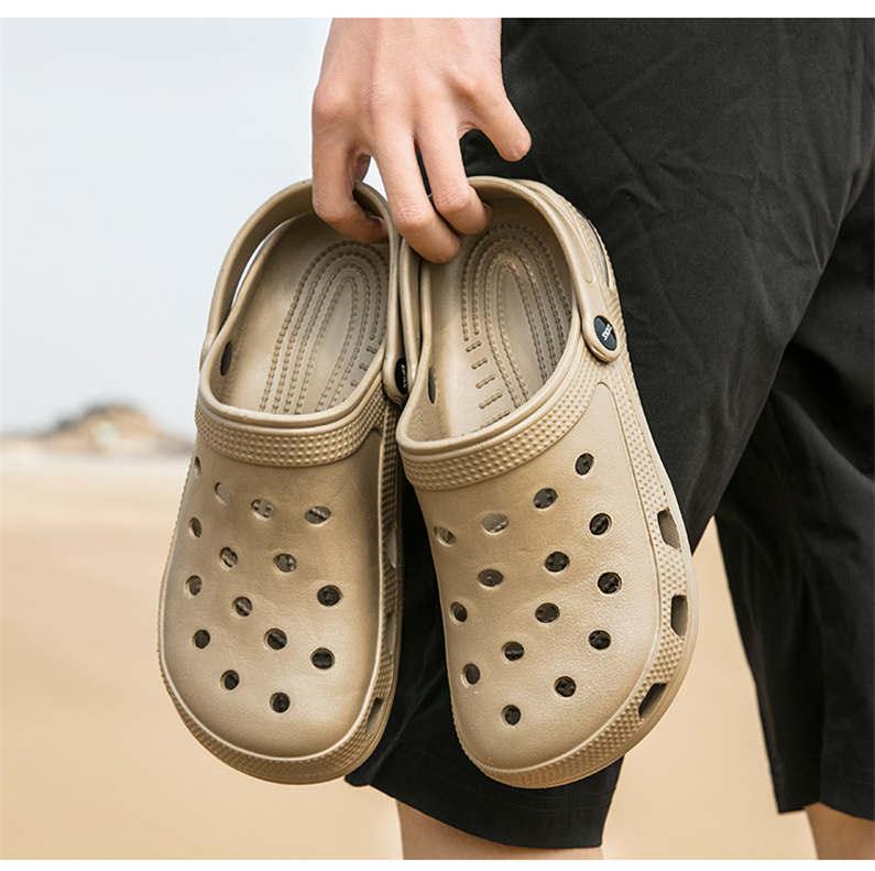 Chaussons Modernes Sandales d'Été Mocassins Tennis Entraînement en Extérieur Sabots de Plage Sabots de Jardin Unisexe Chaussures Sabots d'Été à Enfiler Sandales d'Extérieur pour Hommes