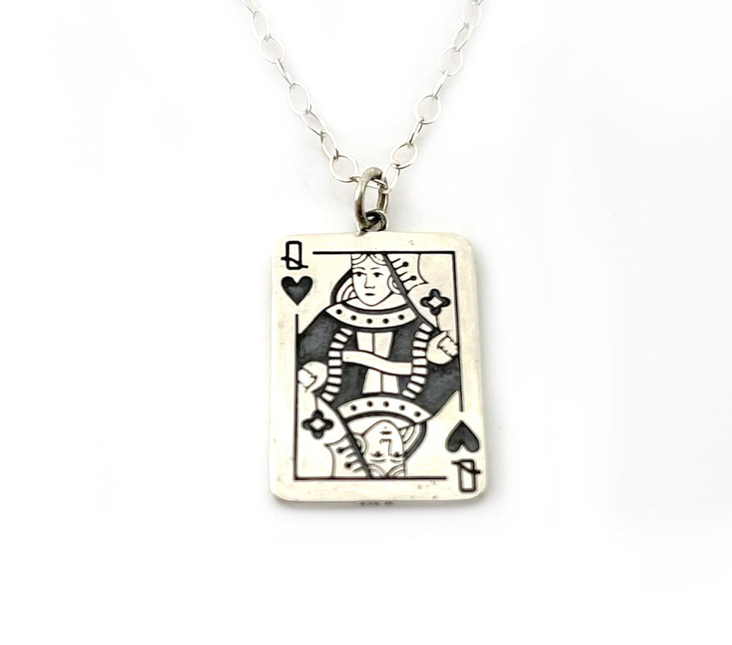 Collier Reine de Cœur en argent sterling – Pendentif carte à jouer sur chaîne de 45 cm