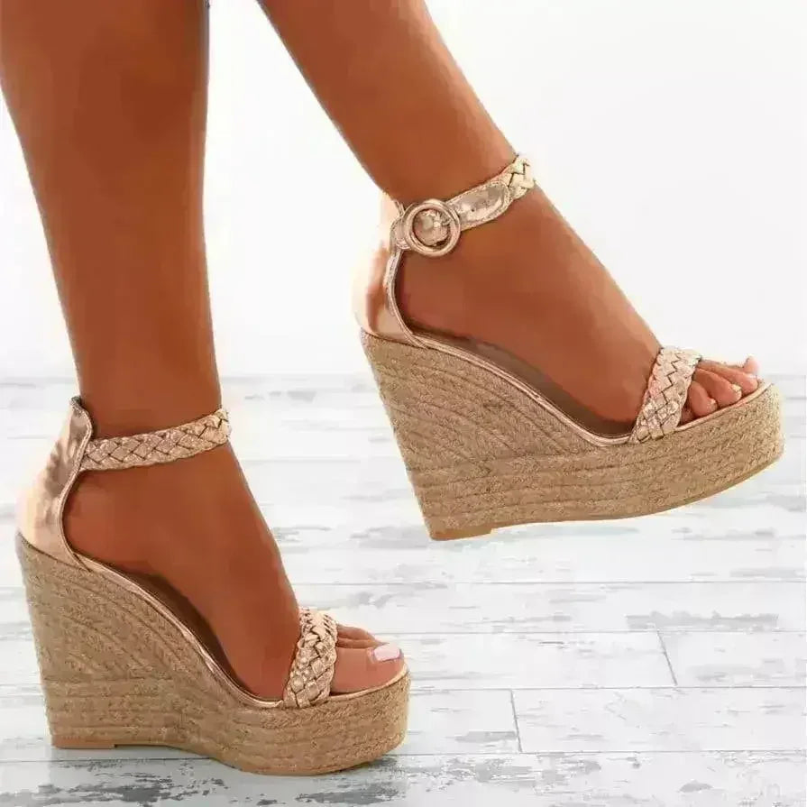 Chaussures compensées en paille grande taille pour femmes, sandales à bout ouvert couleur or