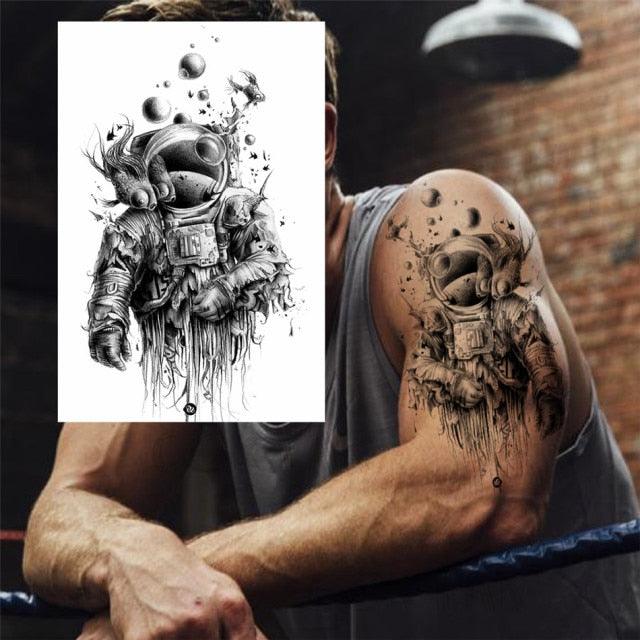 Tatouages ​​réalistes temporaires noirs, petits et grands, sur le thème de l'espace, des planètes, des animaux. Tatouages ​​imperméables pour le visage et les mains, pour filles et hommes.