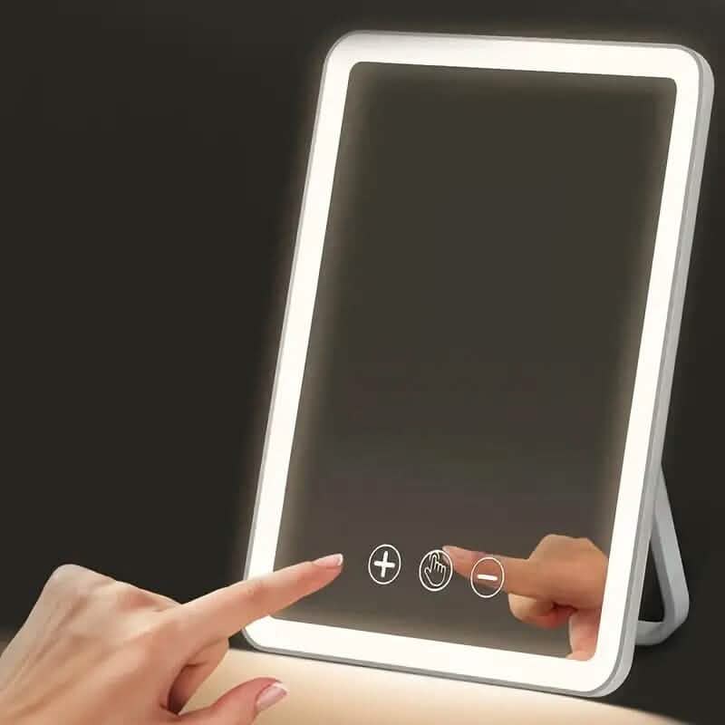 Miroir de maquillage de voyage rechargeable avec lumières LED